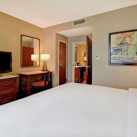 Embassy Suites Little Rock Ngoại thất bức ảnh