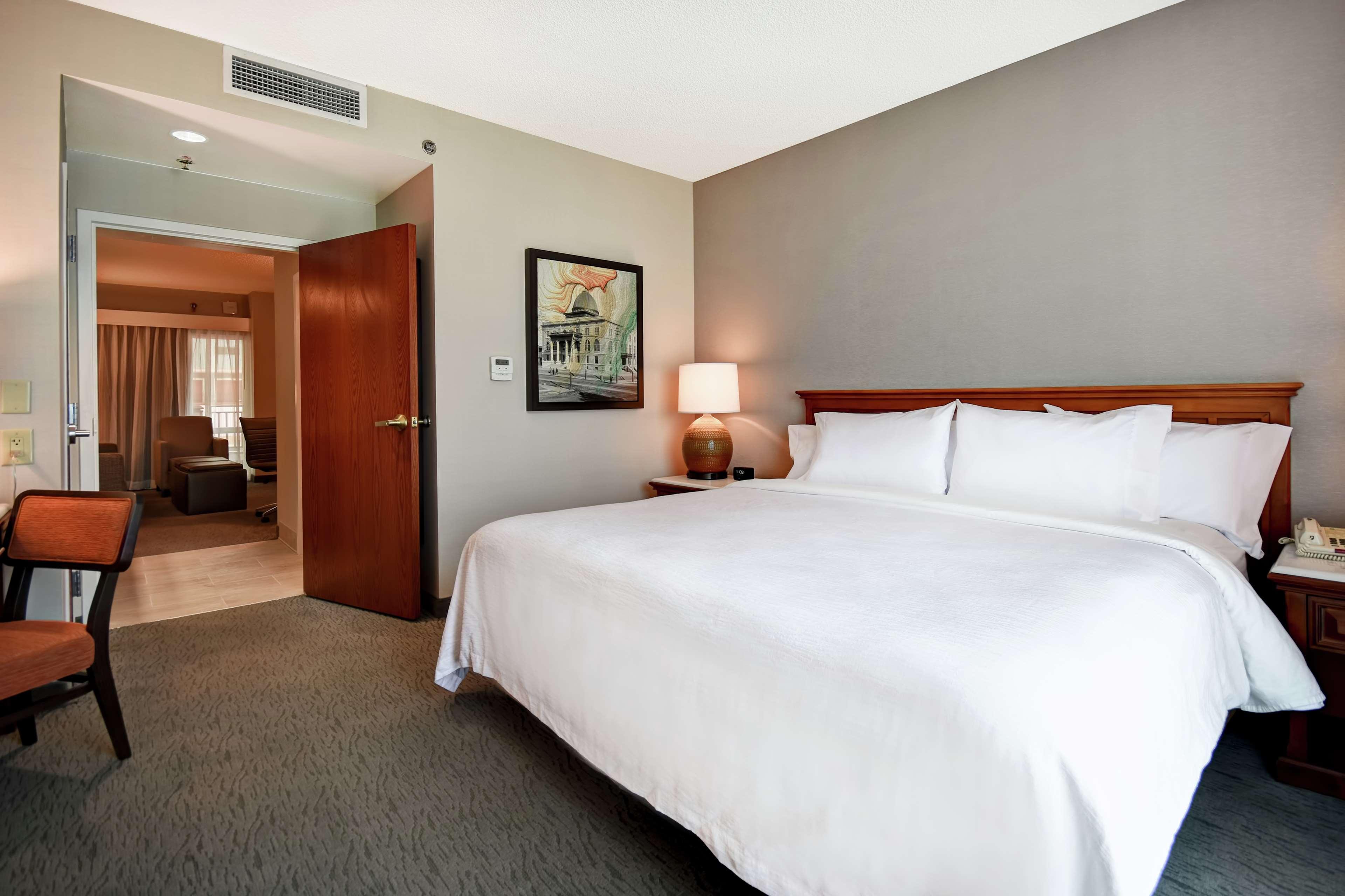 Embassy Suites Little Rock Ngoại thất bức ảnh