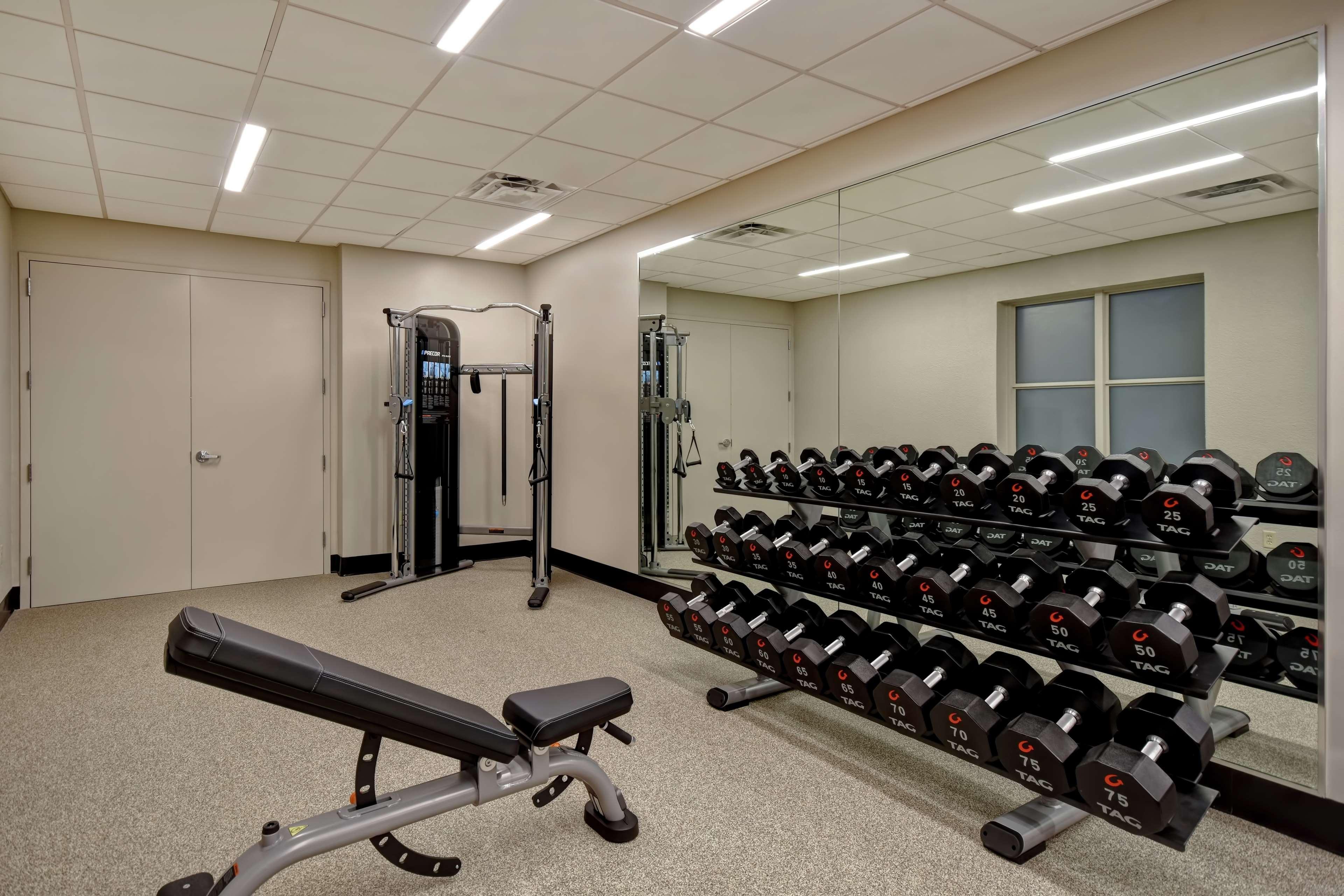 Embassy Suites Little Rock Ngoại thất bức ảnh
