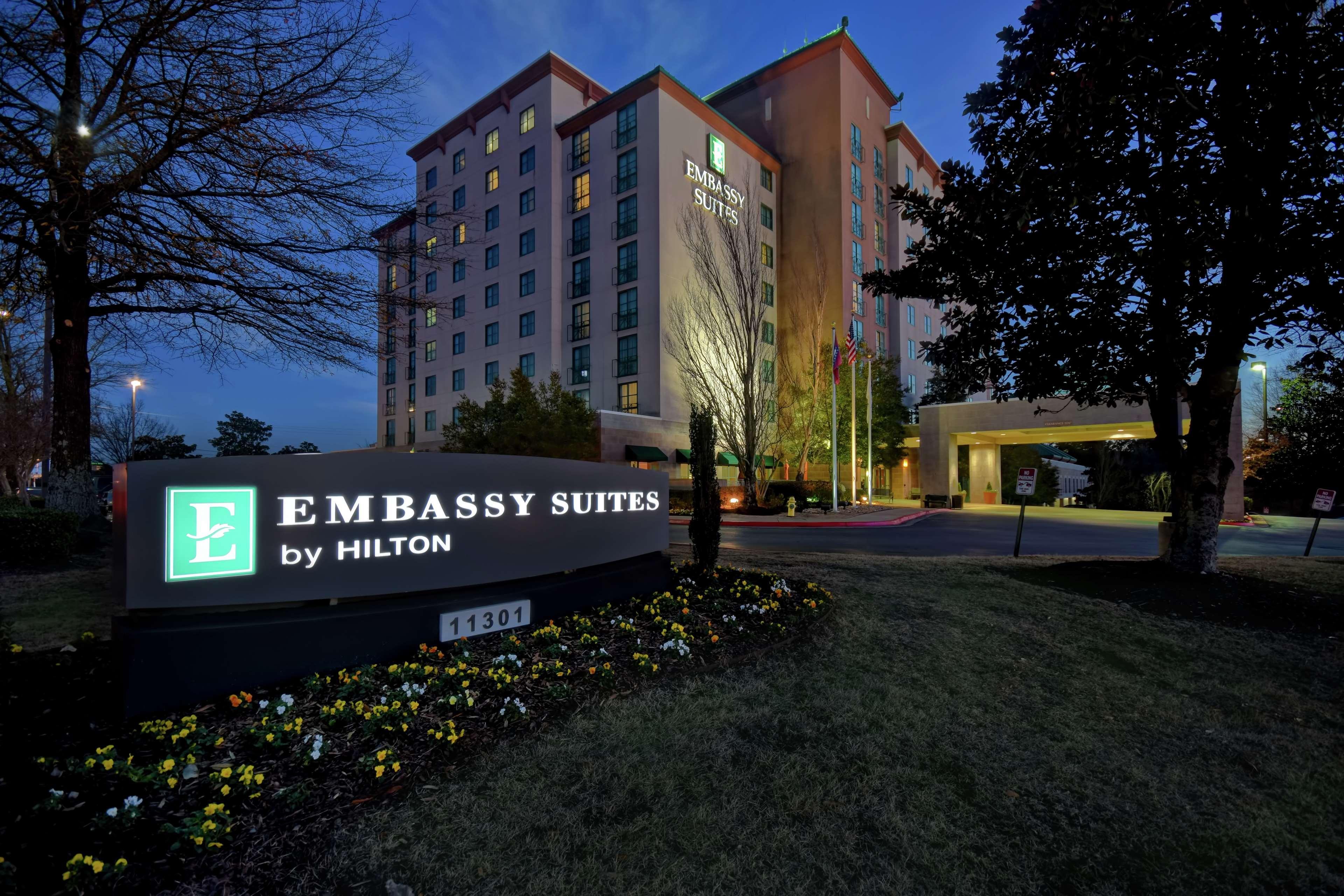 Embassy Suites Little Rock Ngoại thất bức ảnh