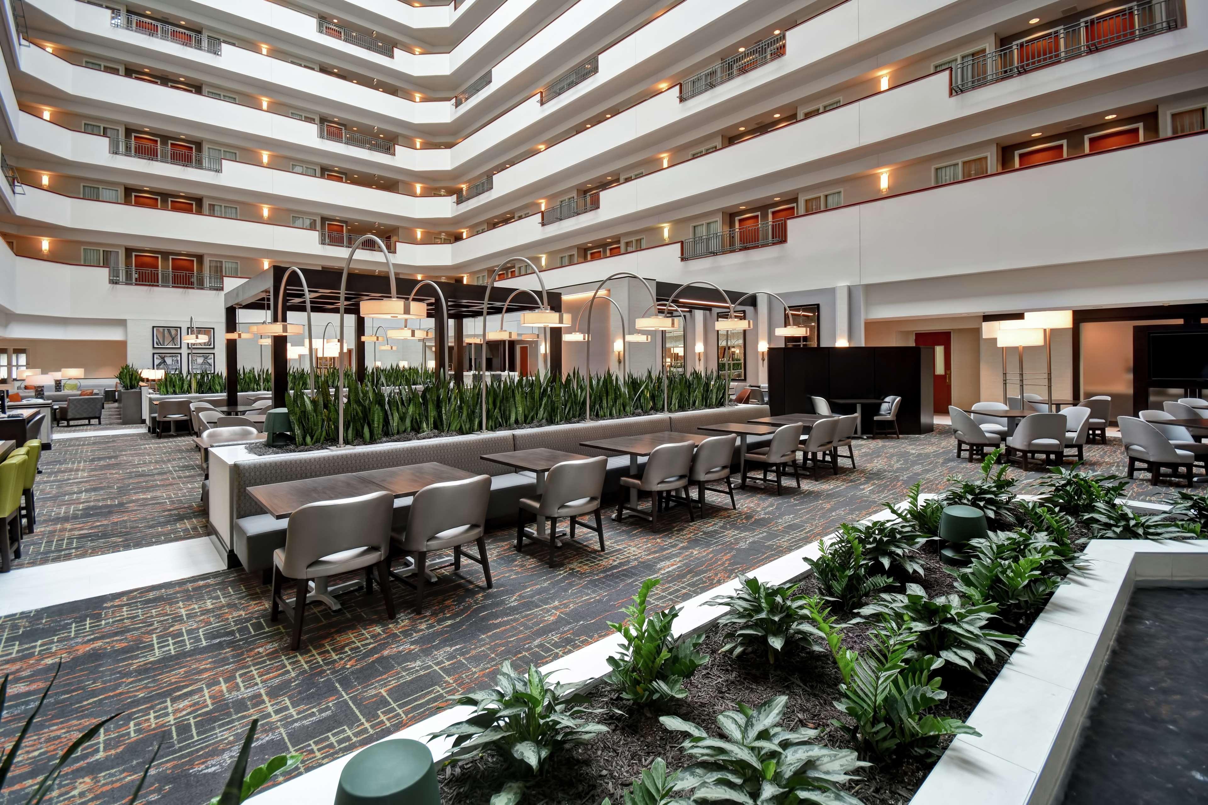 Embassy Suites Little Rock Ngoại thất bức ảnh